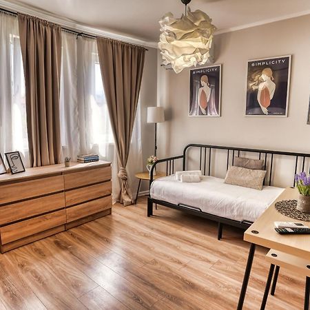 Lily'S Studio 4 By Bulgarentals - Central Sofia Exterior photo
