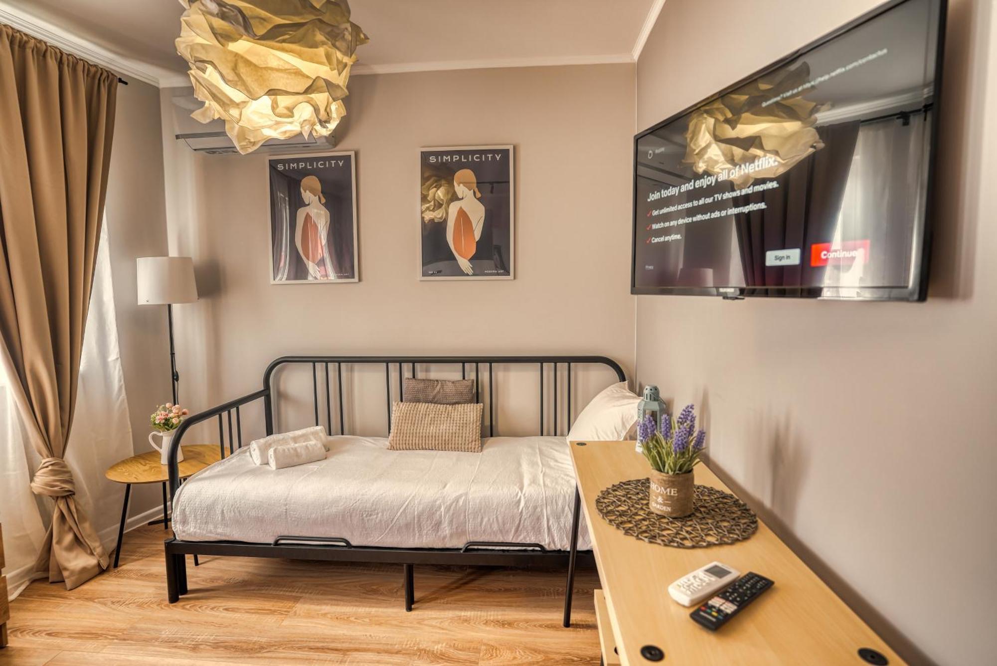 Lily'S Studio 4 By Bulgarentals - Central Sofia Exterior photo